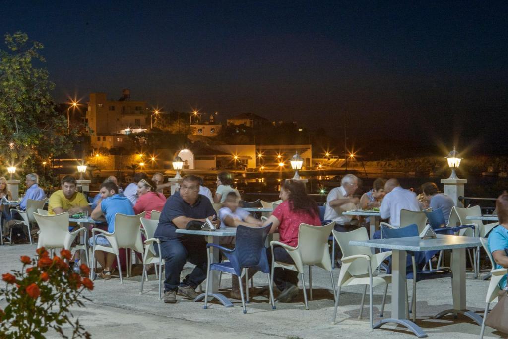 Tylos Beach Hotel Kato Pirgos Zewnętrze zdjęcie